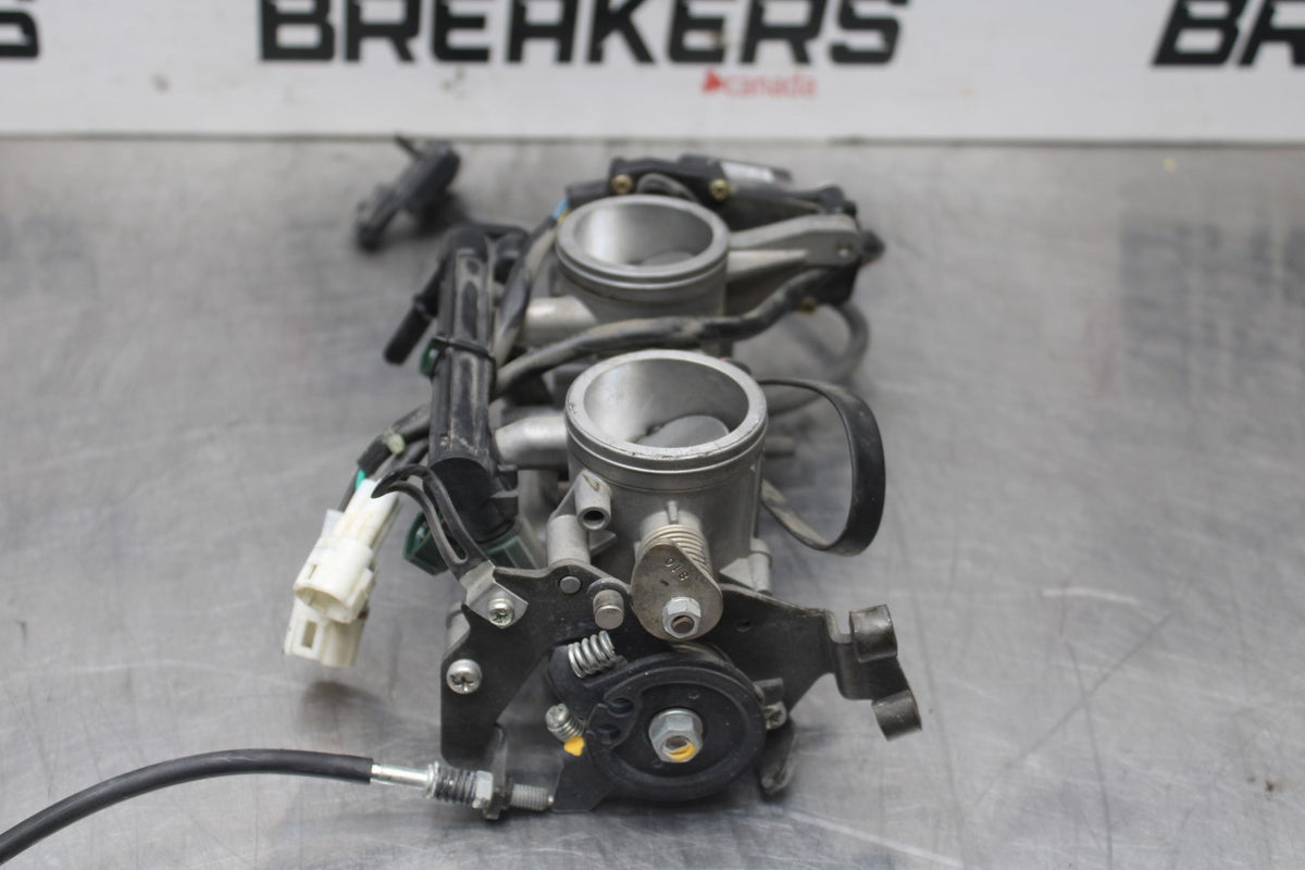 08 KAWASAKI NINJA 650 EX650 MAIN FUEL INJECTORS / THROTTLE BODIES BB797
