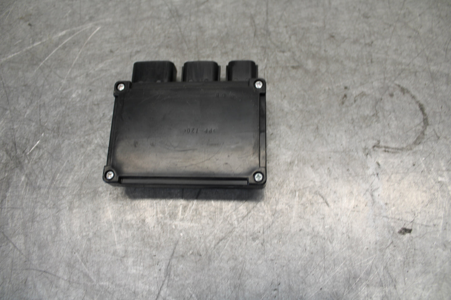 13-18 KAWASAKI NINJA ZX6R RELAY ASSEMBLY FUSE BOX BB682