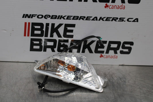 13-17 KAWASAKI NINJA 300 EX300 ABS LEFT FRONT TURN SIGNAL LIGHT INDICATOR BB187