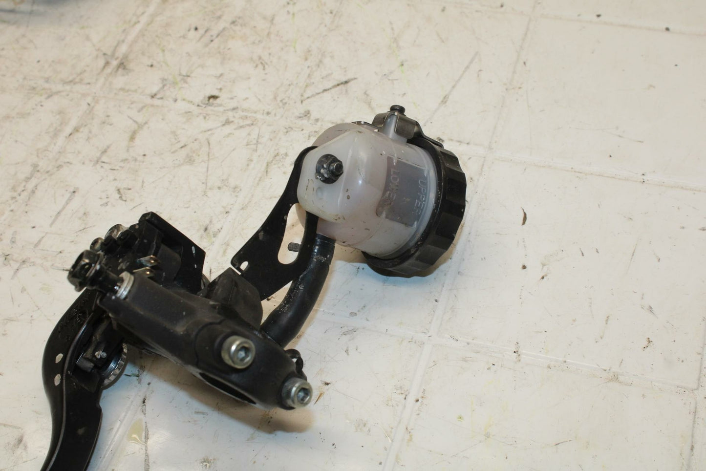 13-17 KAWASAKI NINJA ZX6R ZX636E FRONT BRAKE MASTER CYLINDER w/ LEVER BB409