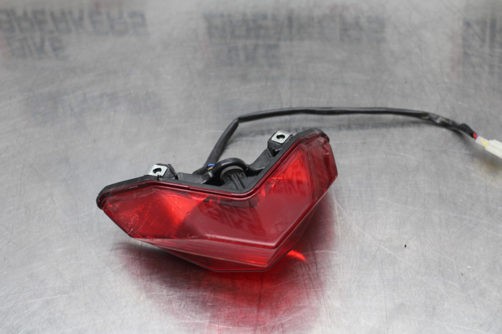 13-17 KAWASAKI NINJA 300 EX300 ABS REAR TAIL TAILLIGHT BACK BRAKE LIGHT BB187