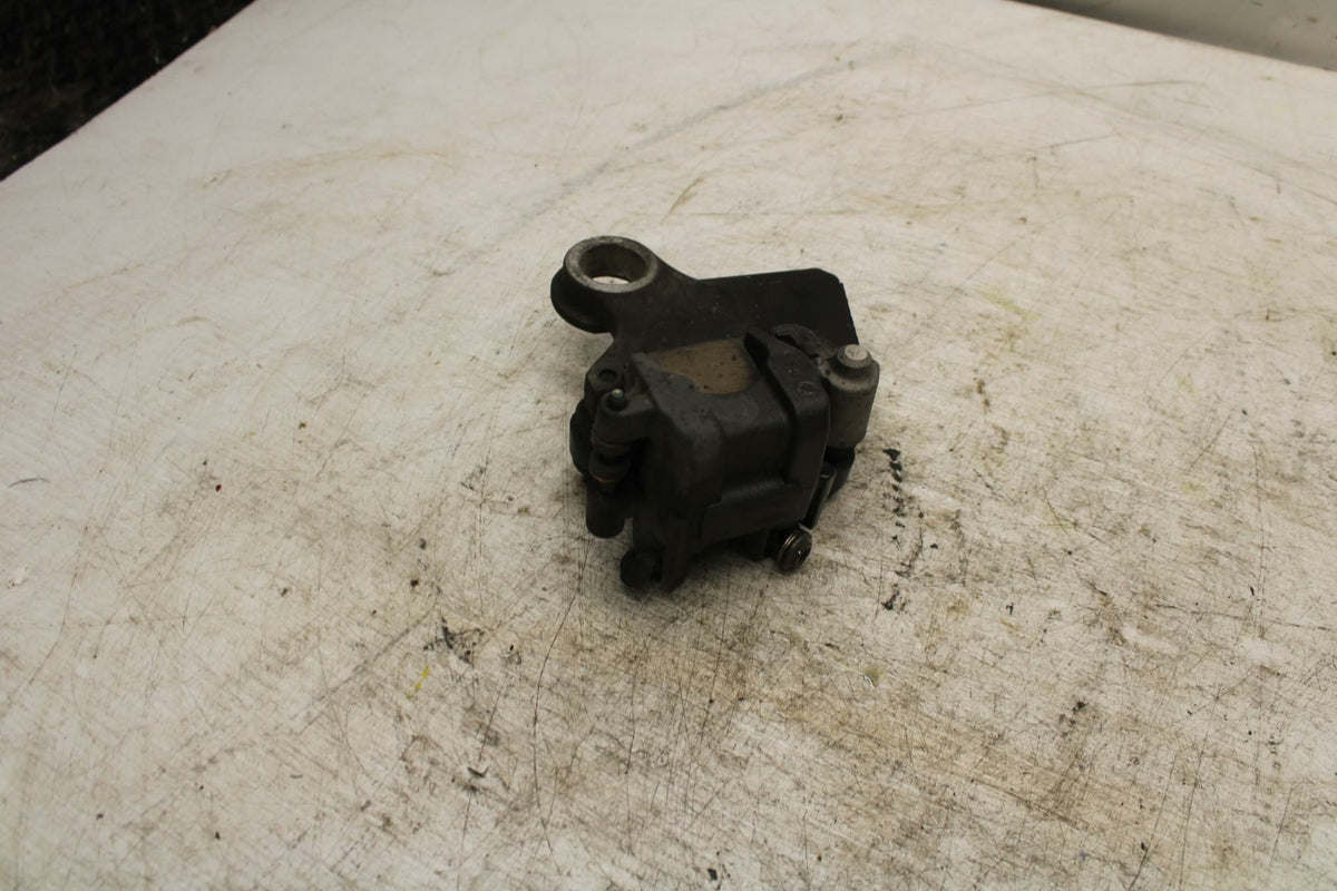 08-16 YAMAHA YZF R6 REAR BACK BRAKE CALIPER W MOUNT BRACKET BB365