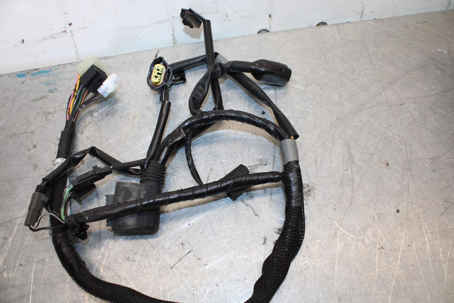 11-17 SUZUKI GSXR750 HEADLIGHT SPEEDO GAUGES WIRING HARNESS WIRE LOOM BB417