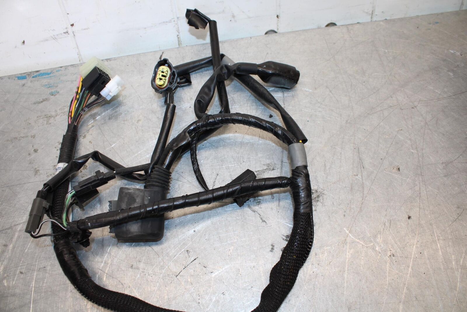 11-17 SUZUKI GSXR750 HEADLIGHT SPEEDO GAUGES WIRING HARNESS WIRE LOOM BB417
