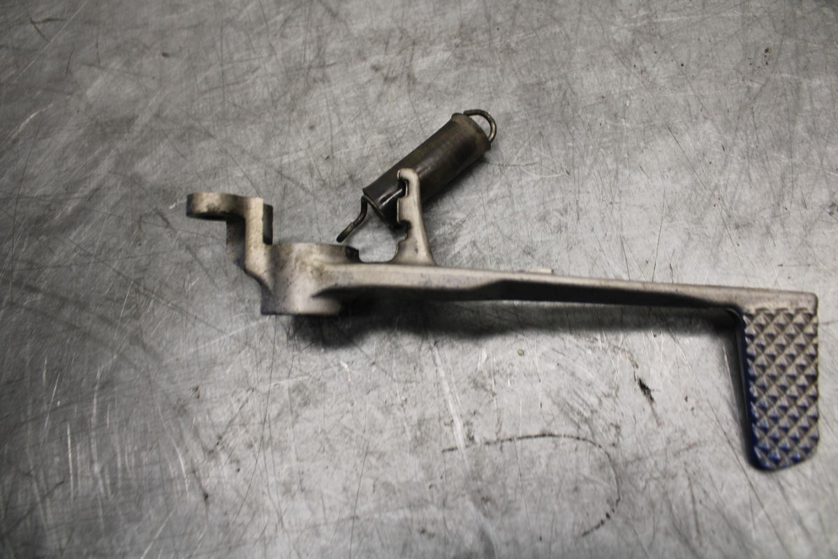 07 YAMAHA YZF R6 RIGHT REARSET BRAKE FOOT PEDAL 2C0-27211-00-00 BB495