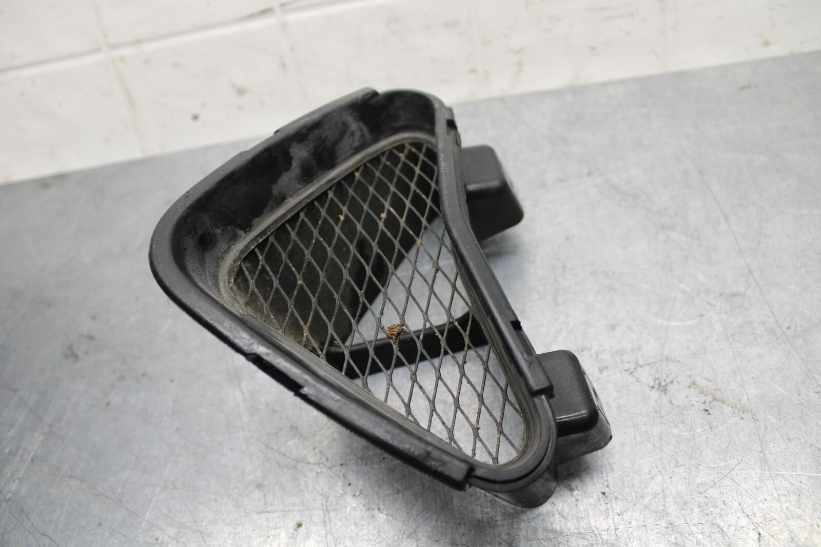 08-09 KAWASAKI NINJA ZX14R AIR INTAKE GRILL BB73
