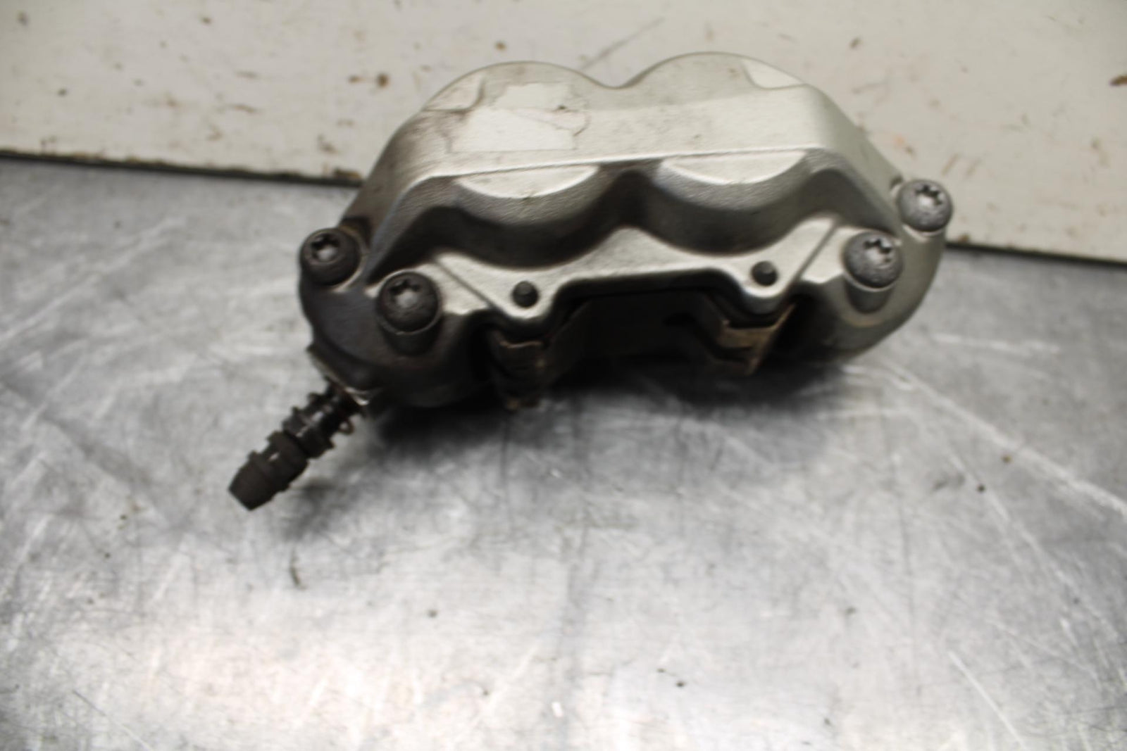 16-18 KTM 690 DUKE  FRONT BRAKE CALIPER BB631