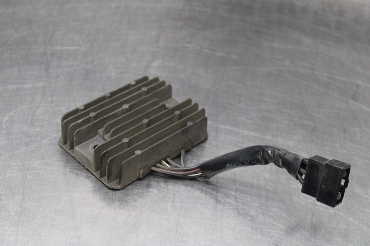 01-03 SUZUKI GSXR600 RECTIFIER VOLTAGE REGULATOR BB841