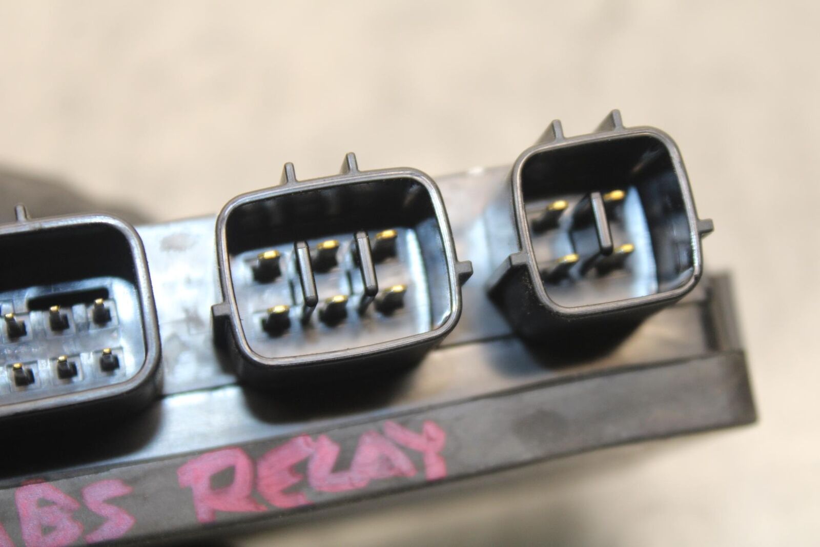 17-20 KAWASAKI NINJA 650 EX650 ABS RELAY ASSEMBLY FUSE BOX BB88