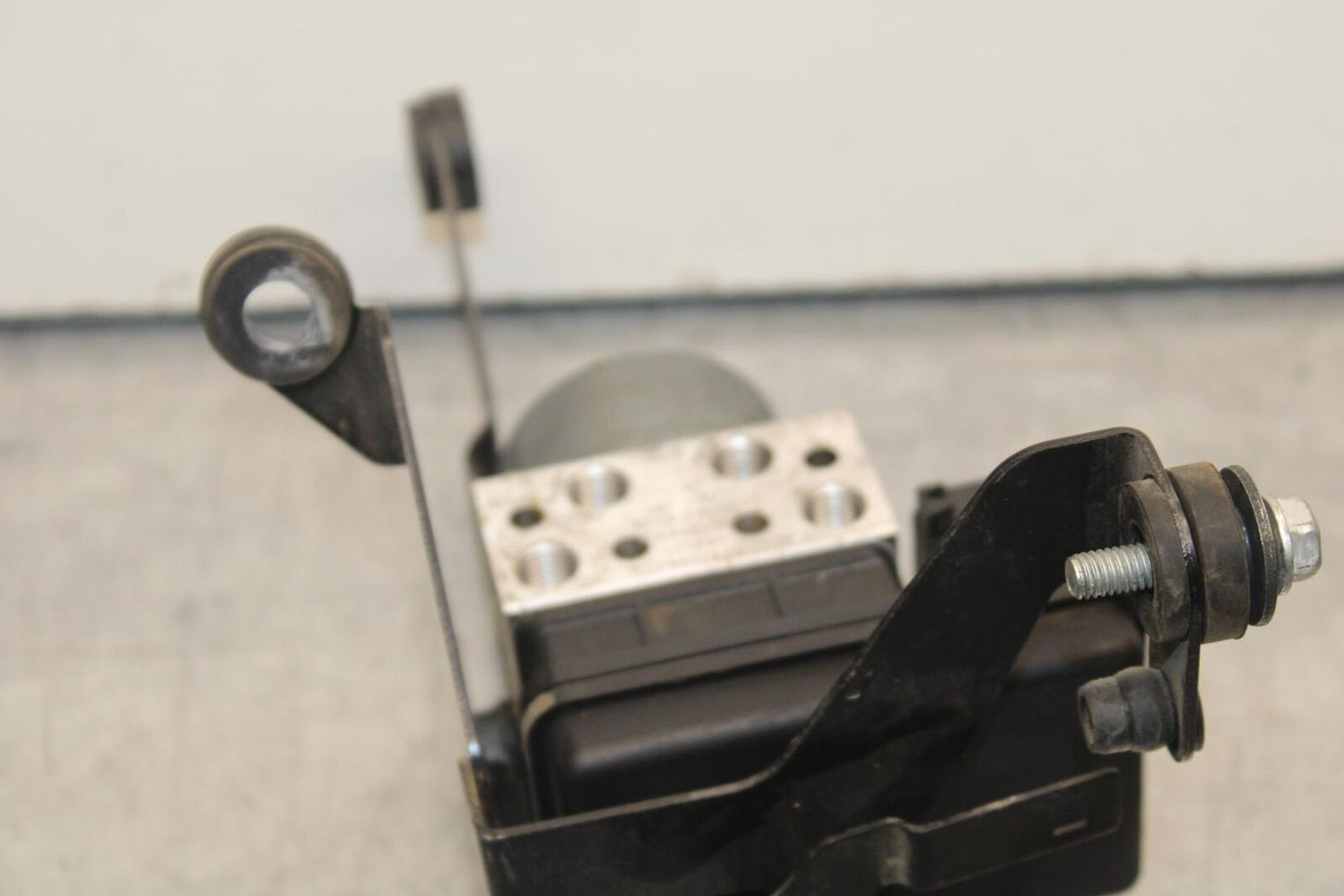 2016 Kawasaki Ninja ZX10R ZX1000 ABS KRT Edition ABS PUMP UNIT MODULE BB86