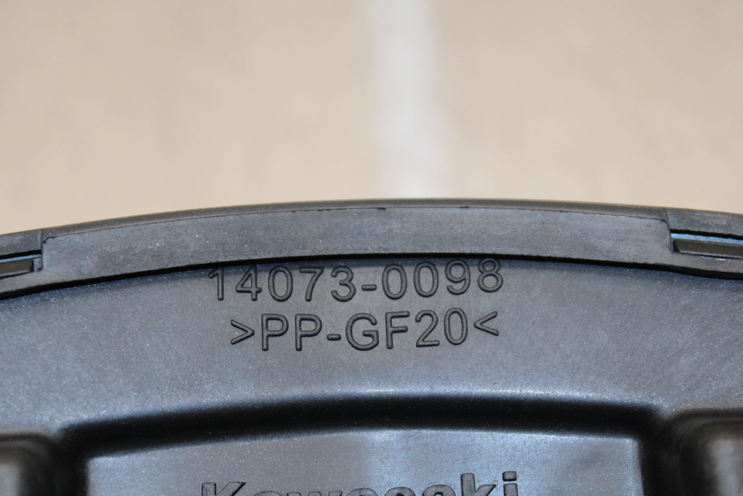 23-24 KAWASAKI NINJA ZX14R NEW!! AIR INTAKE GRILL BB141