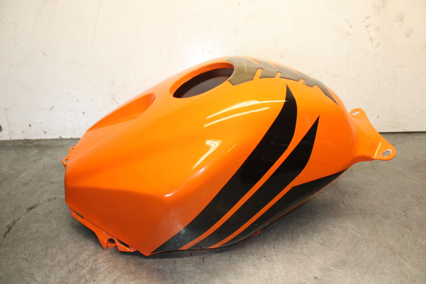 05-06 HONDA CBR600RR GAS TANK FUEL COVER FAIRING COWL 83150-MEE-A10ZA  BB689