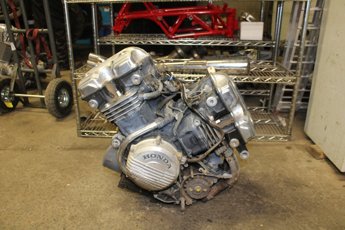 84 HONDA INTERCEPTOR 750 VF750F ENGINE MOTOR BB00