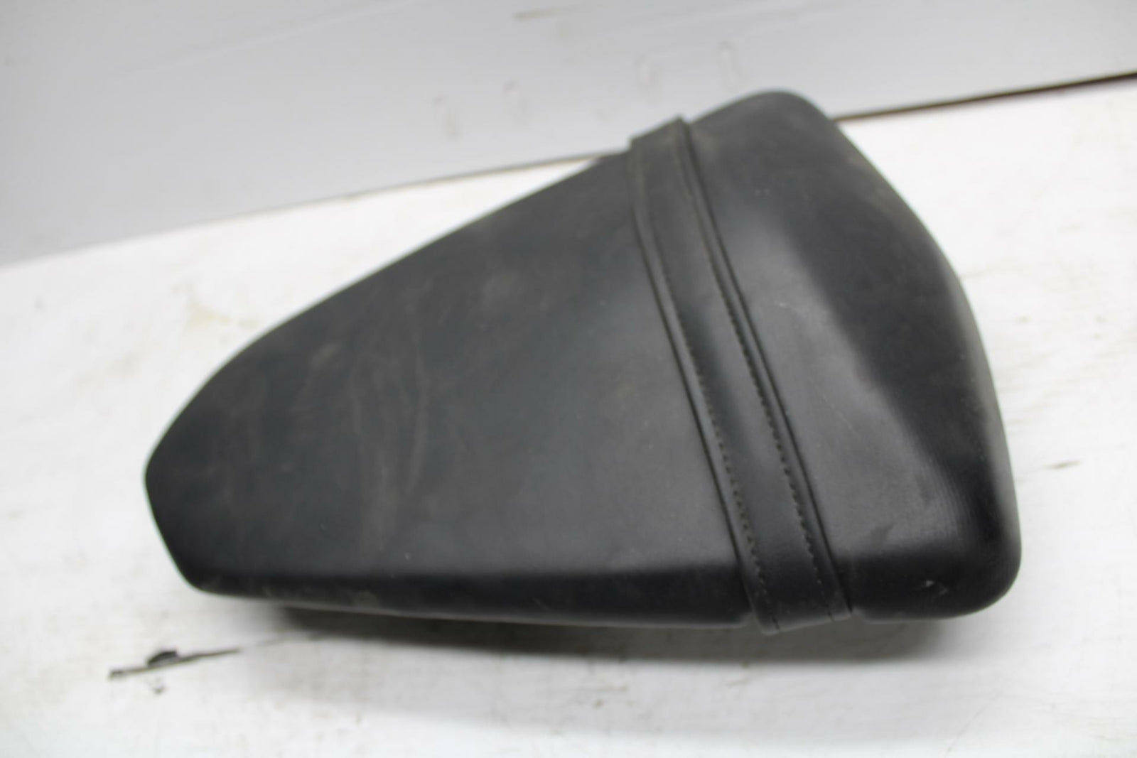 15-17 YAMAHA YZF R3 REAR BACK PASSENGER TANDEM SEAT PAD SADDLE PILLION BB293