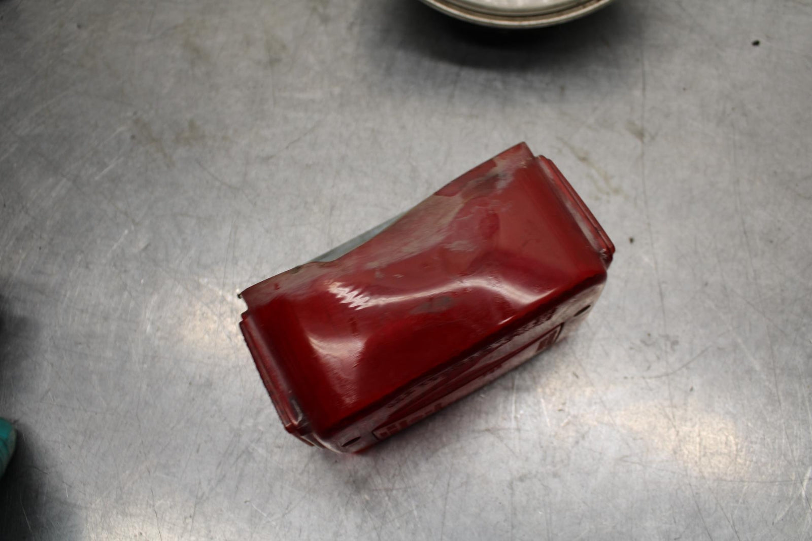 2005 Kawasaki Vulcan 1500 VN1500N Classic SINGLE HEADLIGHT HEAD LAMP LIGHT BB576