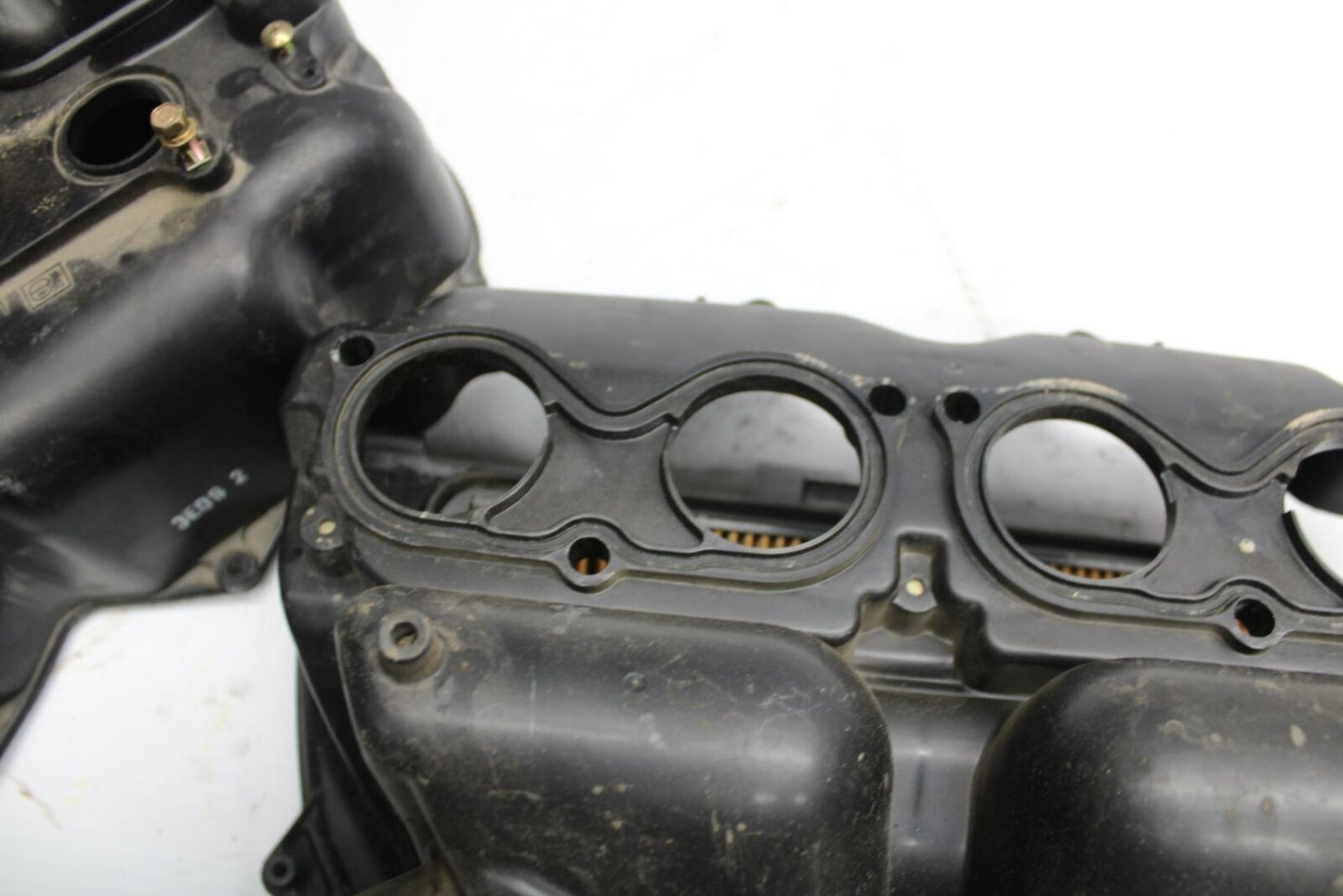 03-04 HONDA CBR600RR AIRBOX AIR INTAKE FILTER  17221-MEE-D00 17232-MEE-000 BB252