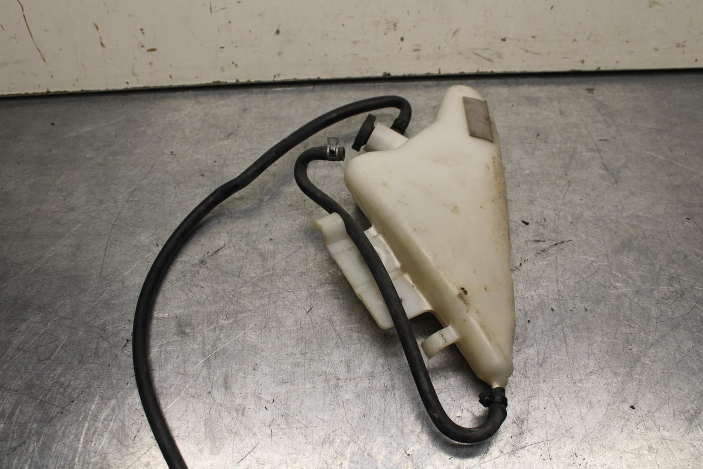2011 Suzuki GSXR600 COOLANT WATER TANK RESERVOIR BOTTLE BB94
