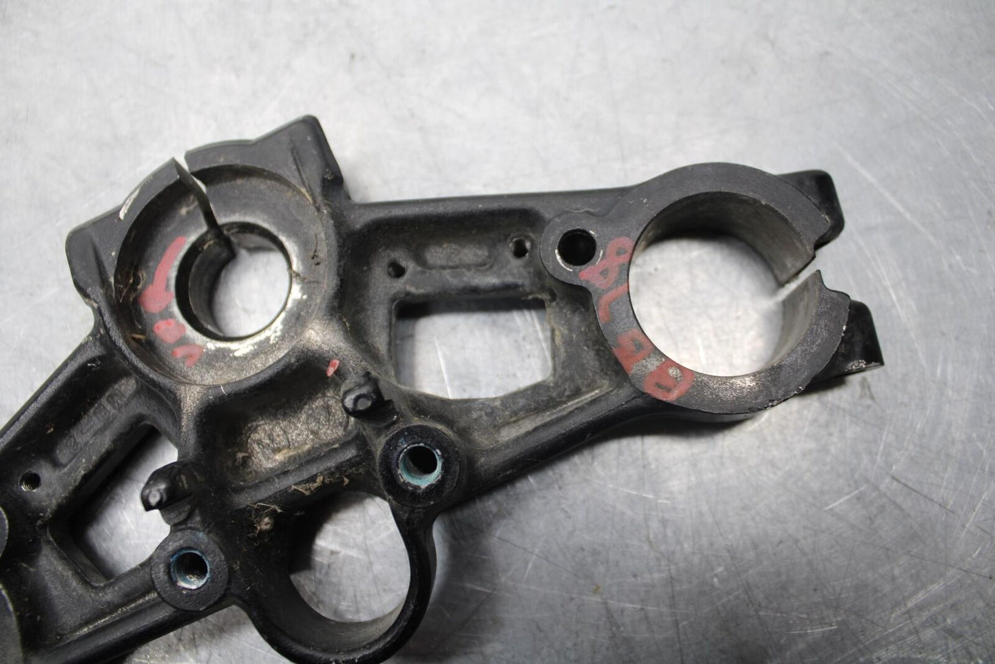 1984 Honda Interceptor 750 VF750F FORKS UPPER TRIPLE TREE CLAMP BB38