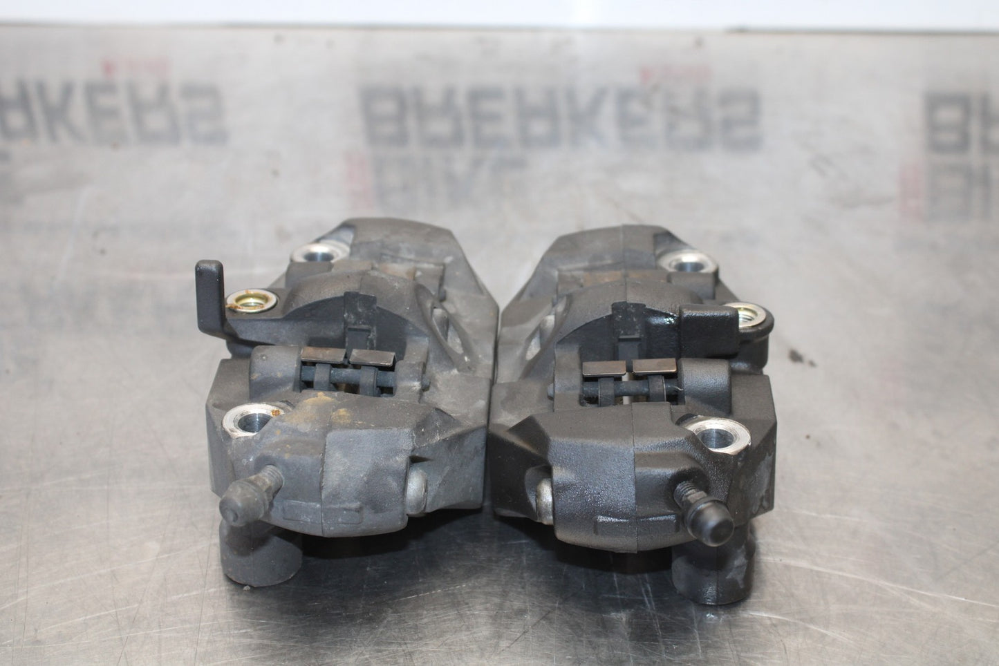 06-07 SUZUKI GSXR 600 RIGHT LEFT FRONT BRAKE CALIPER SET PAIR CALIPERS BB170