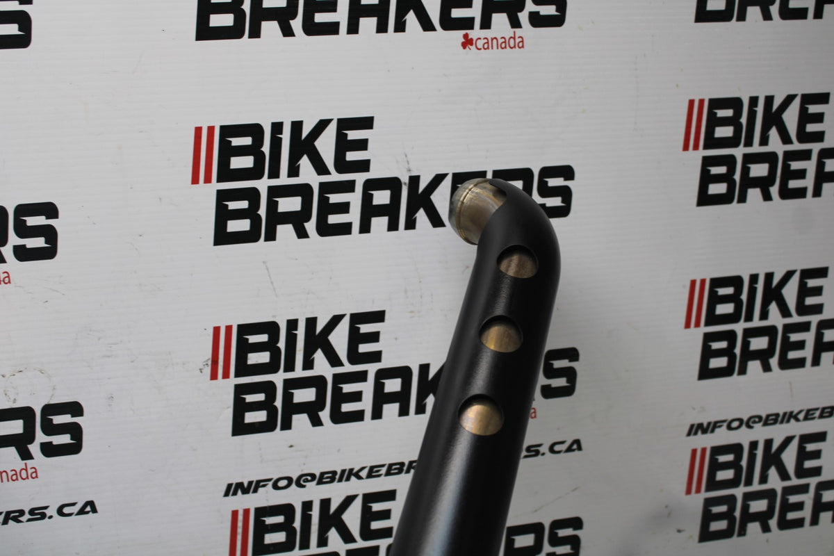 22 HARLEY-DAVIDSON SOFTAIL EXHAUST PIPE BB859