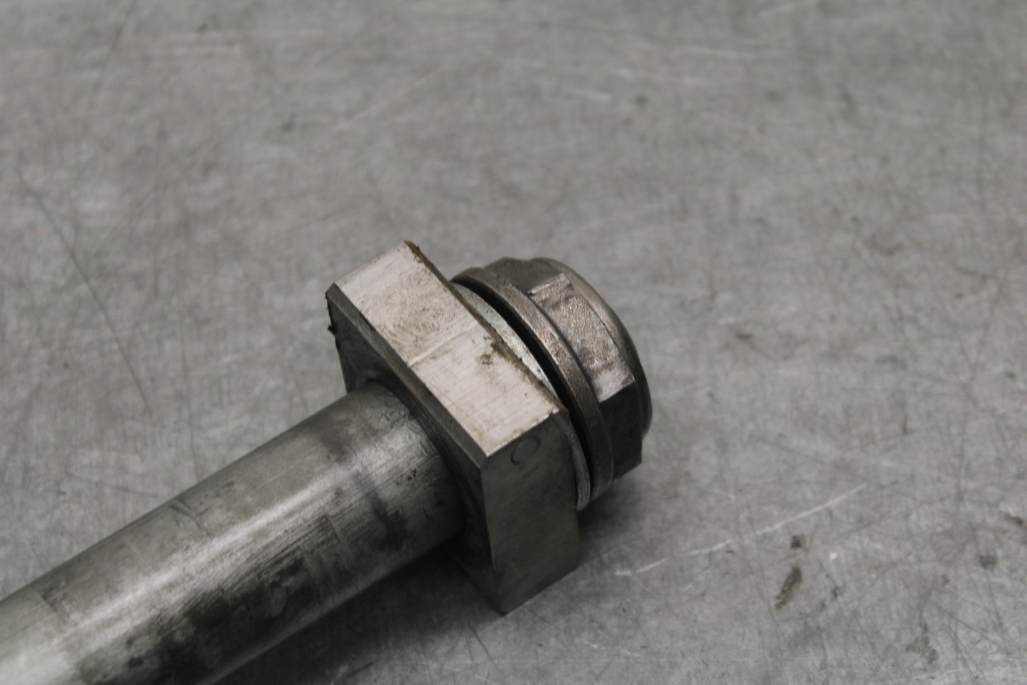 17-21 HONDA CBR1000RR SP REAR AXLE BACK WHEEL RIM PIVOT BOLT AXEL BB681
