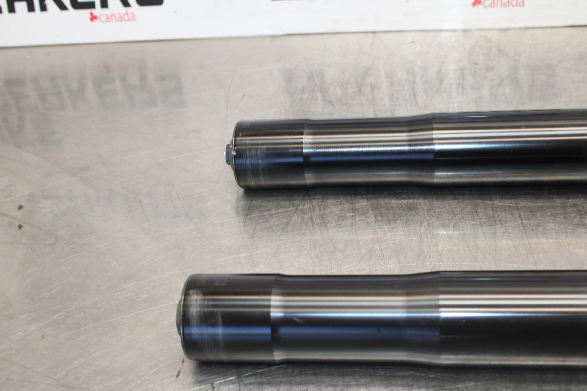 25 KAWASAKI Z900 FRONT FORKS SHOCK SUSPENSION SET PAIR BB928