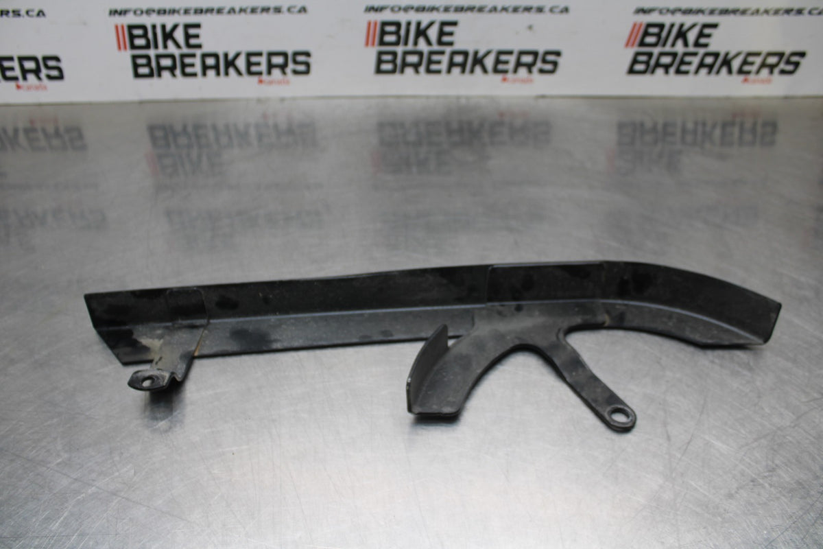 07 HARLEY-DAVIDSON SPORTSTER 1200 CUSTOM XL1200C BELT COVER GUARD BB833