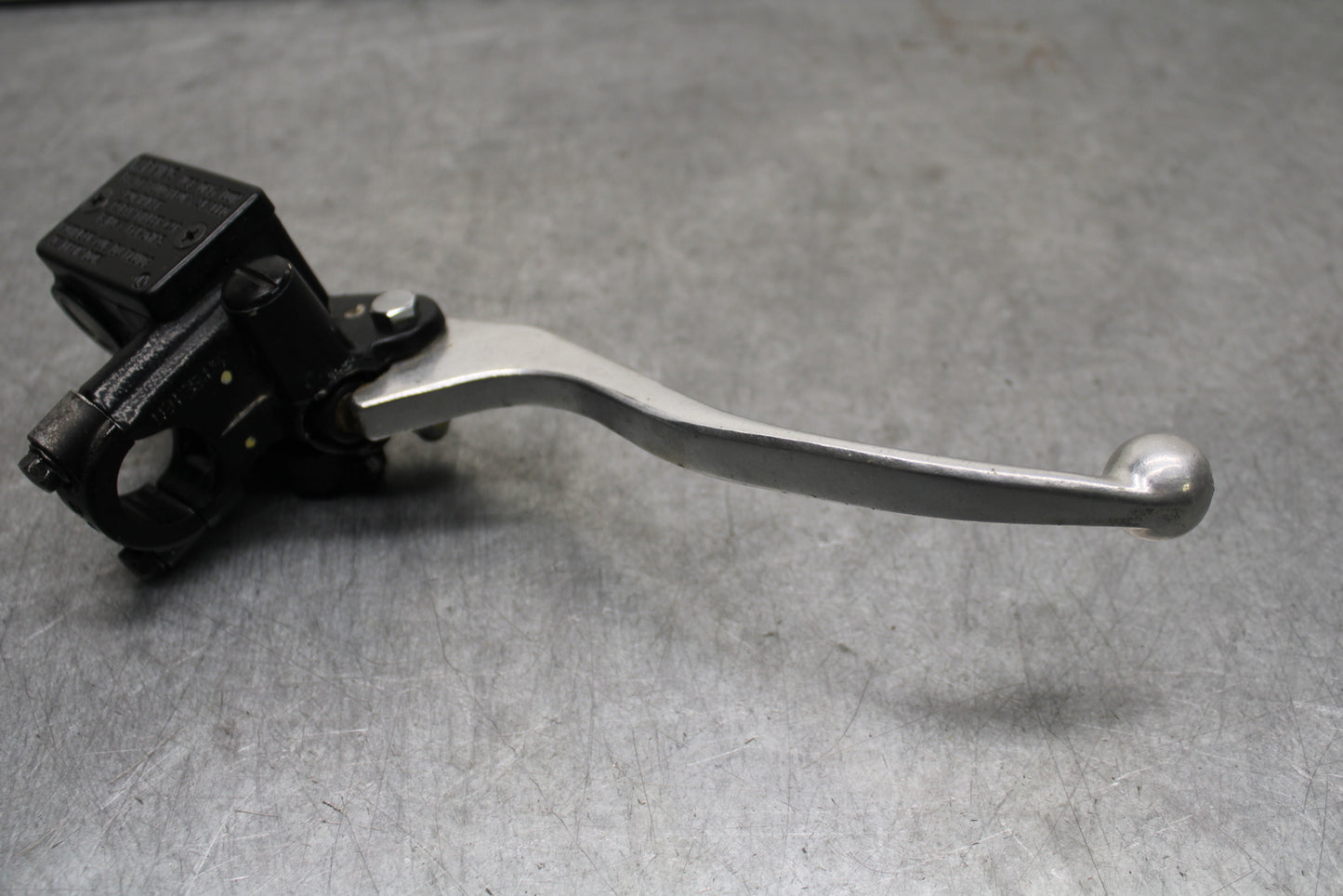 13-15 HONDA CBR500R FRONT BRAKE MASTER CYLINDER w/ LEVER 45510-MGZ-305 BB315