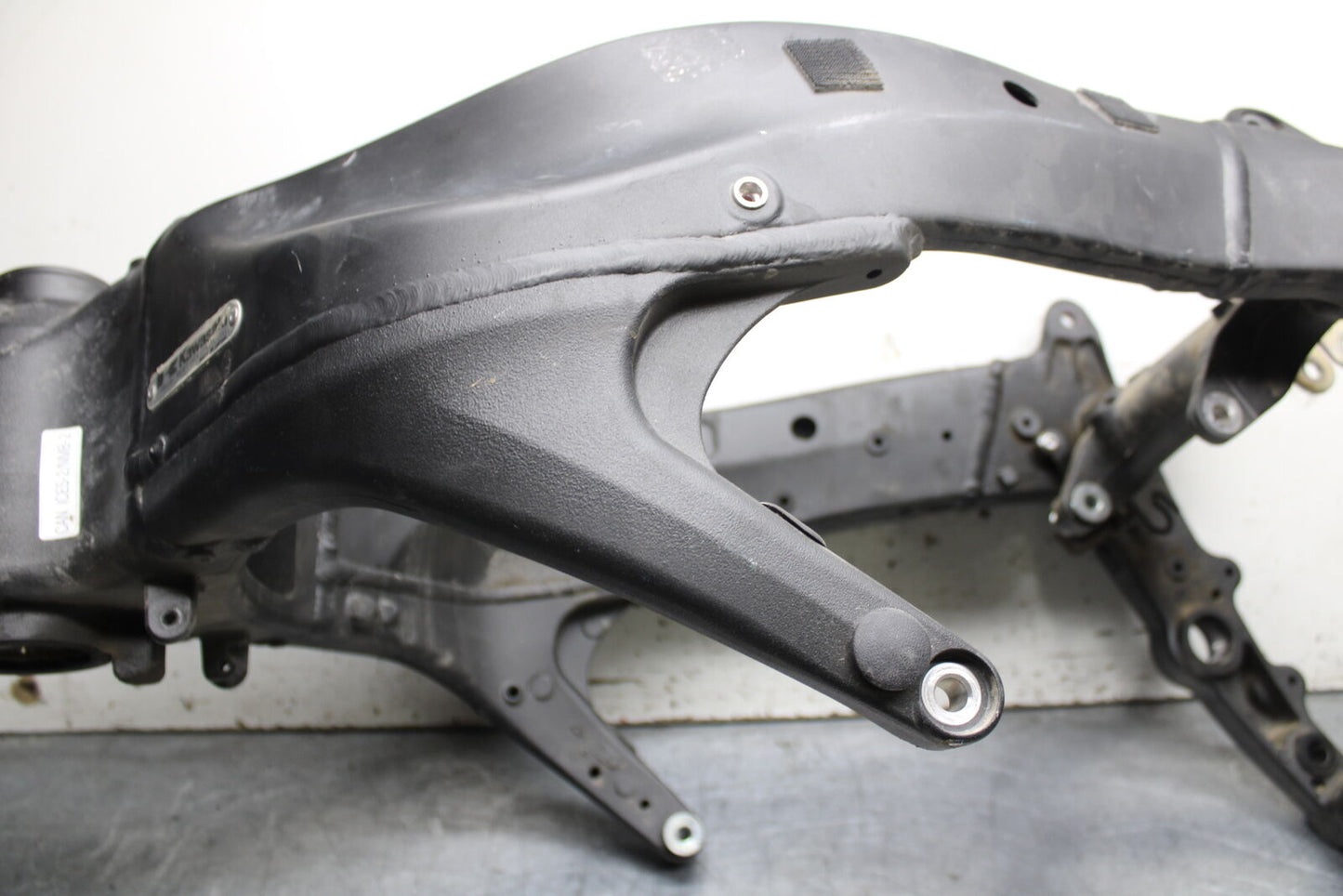 19-20 KAWASAKI NINJA ZX6R RACE OR STUNT FRAME CHASSIS BB338