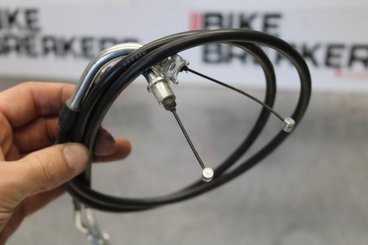 18 SUZUKI GSXR750 THROTTLE CABLES LINES BB891