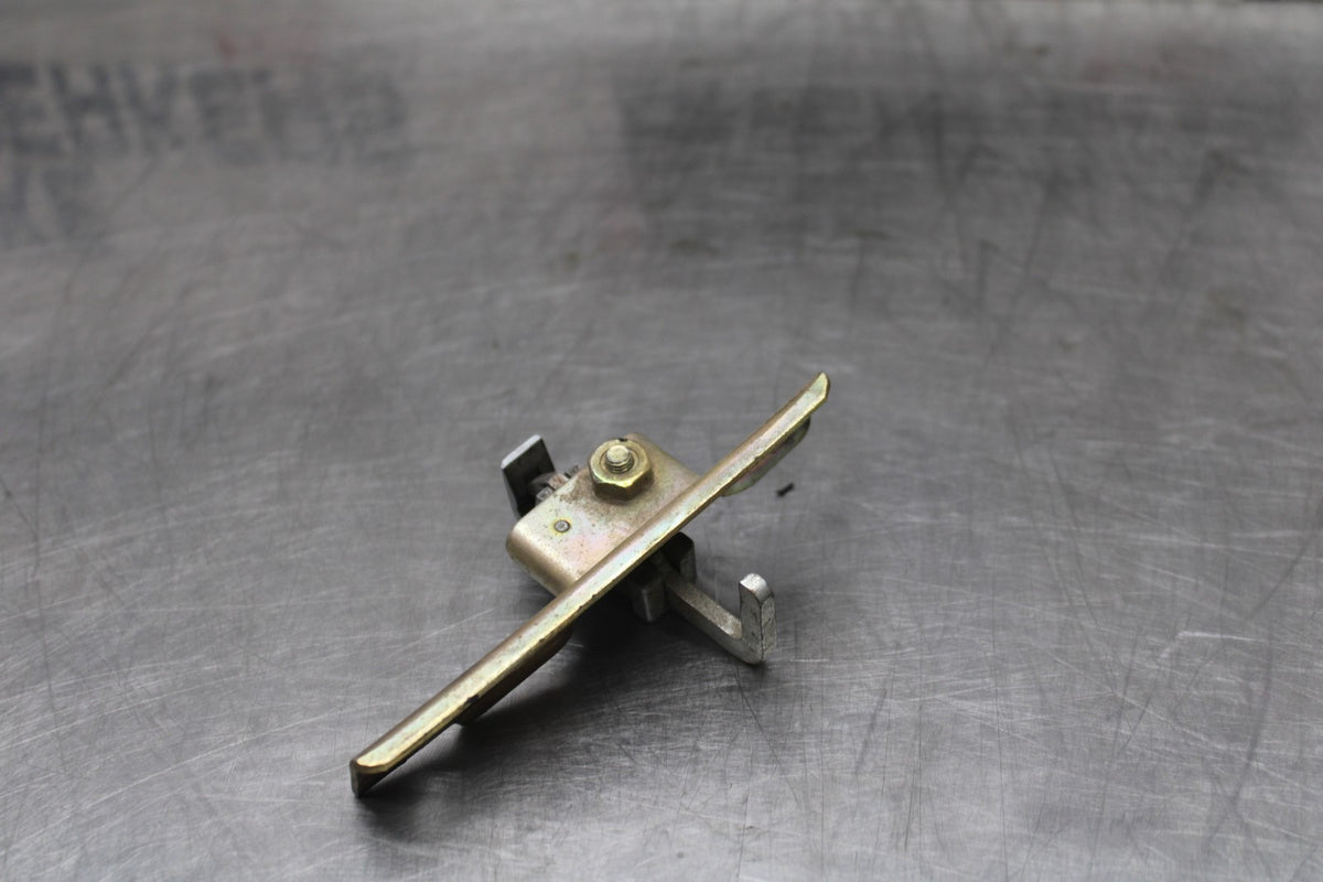 84 HONDA INTERCEPTOR 1000 VF1000F REAR SEAT LATCH LOCK ASSEMBLY BB878