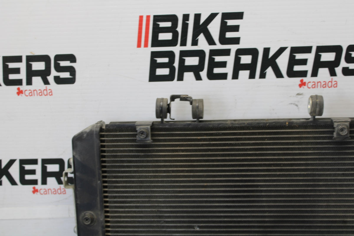15-17 YAMAHA FJ09 ENGINE RADIATOR MOTOR COOLER COOLING RADIATER BB906