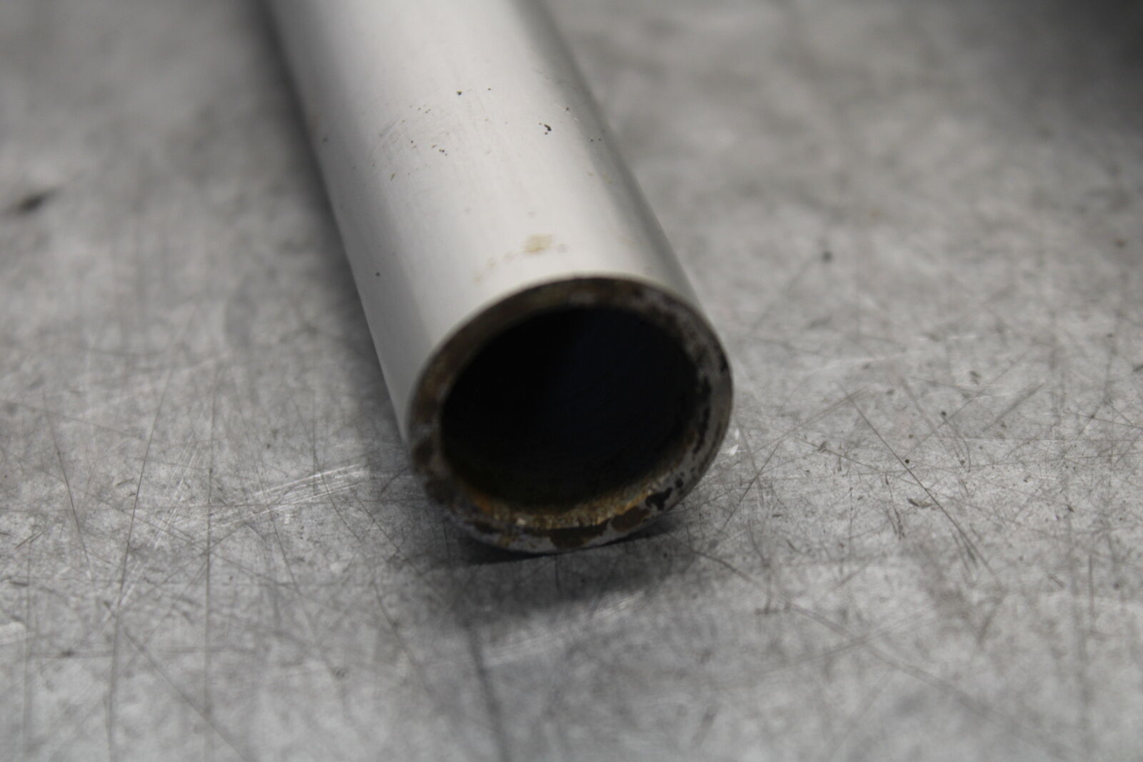 05-06 SUZUKI GSXR1000 LEFT RIGHT CLIP ON HANDLEBARS PAIR SET 56111-41G00 BB663