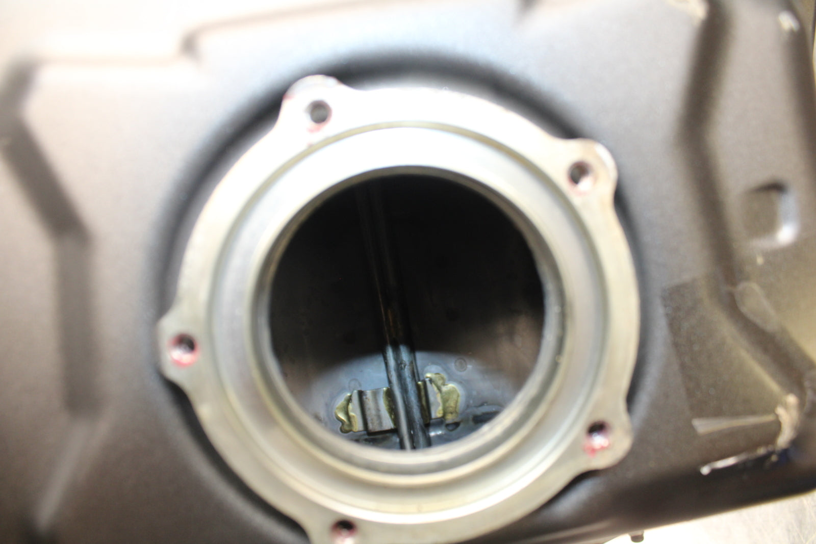 23-24 KAWASAKI NINJA ZX14R GAS TANK FUEL CELL PETROL RESERVOIR BB169