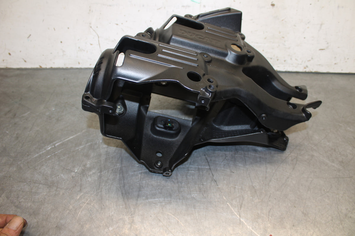 03-06 DUCATI 999 FRONT HEADLIGHT BRACKET BB705