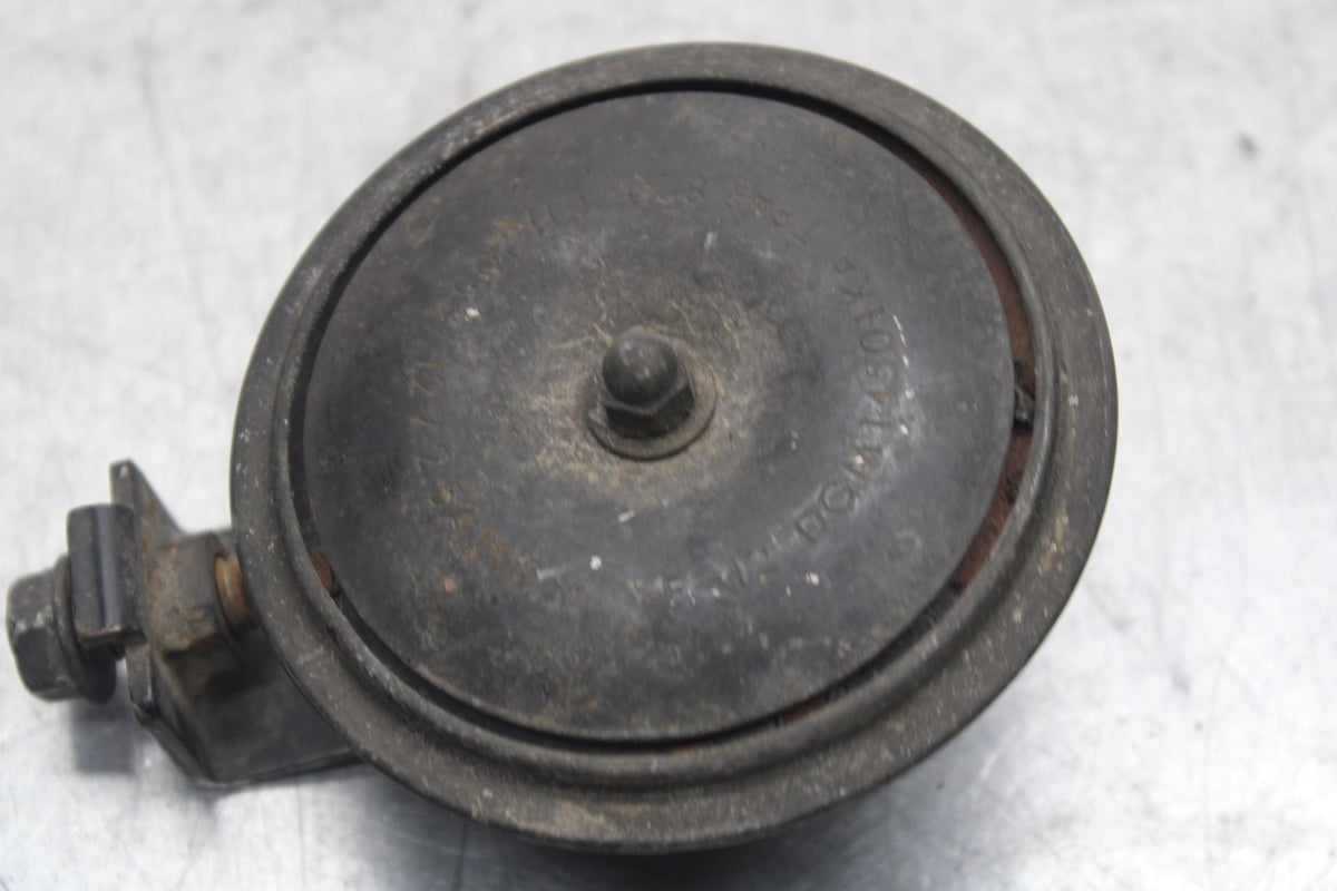 84-86 KAWASAKI GPZ900 HORN SIGNAL BB84