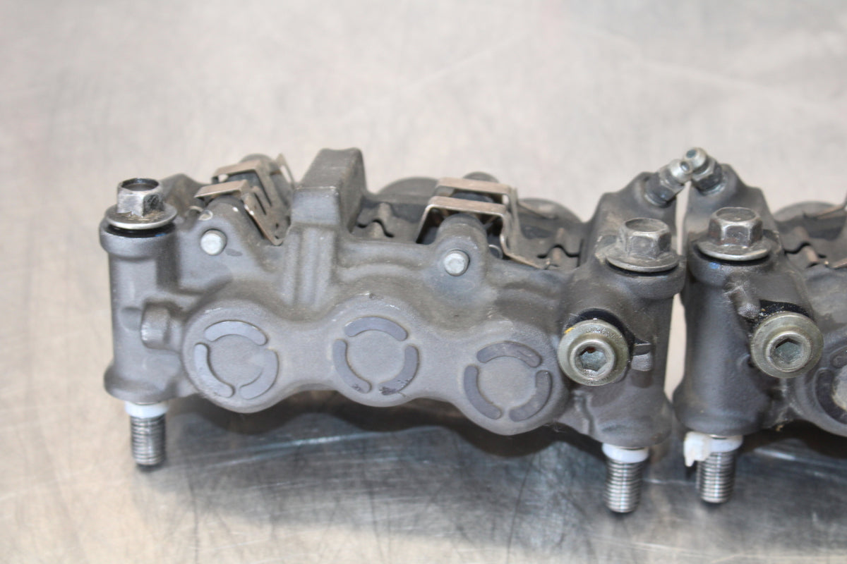 07-08 YAMAHA YZF R1 RIGHT LEFT FRONT BRAKE CALIPER SET PAIR CALIPERS BB160