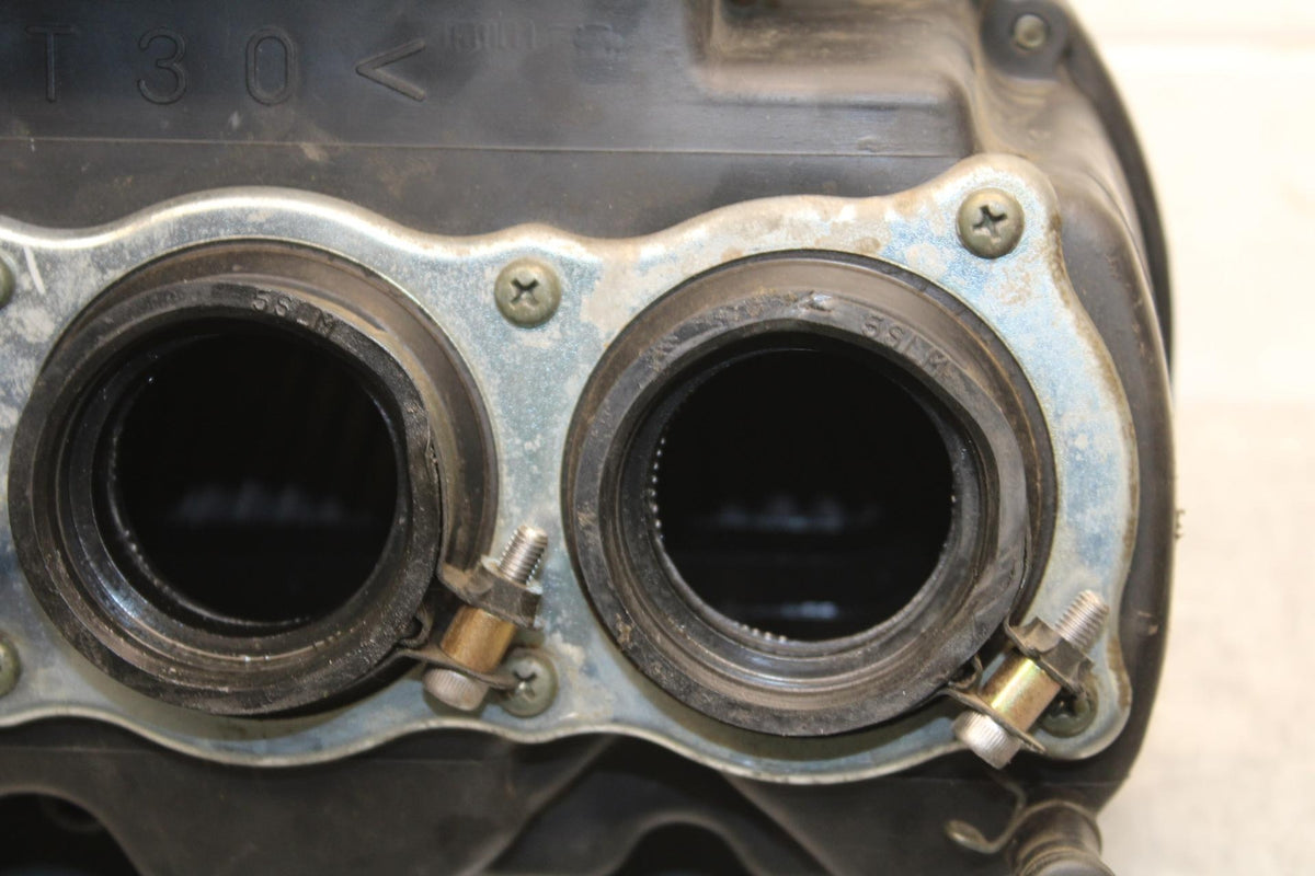 05 YAMAHA YZF R6S AIRBOX AIR INTAKE FILTER BOX BB600