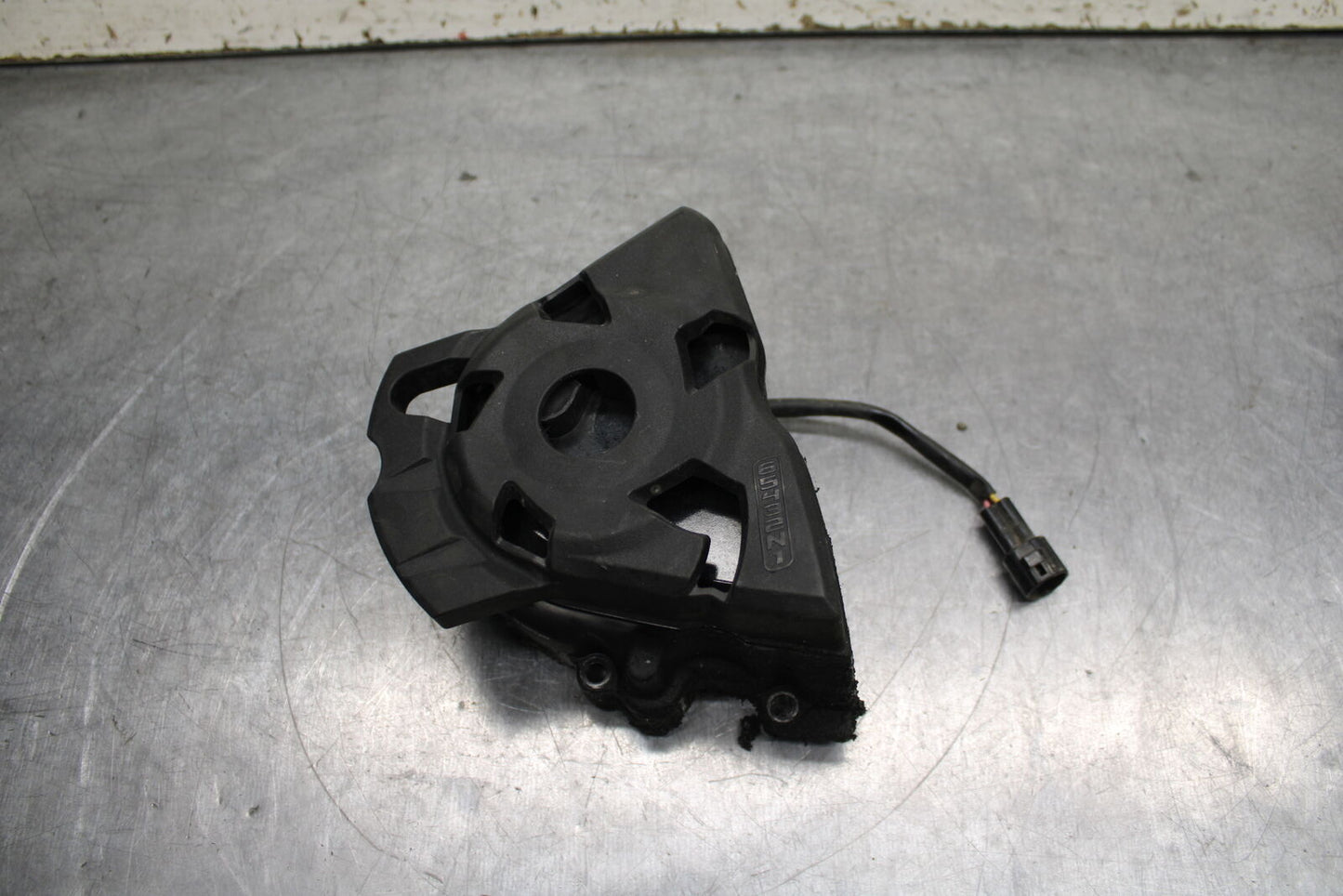 12-13 KAWASAKI Z1000 ENGINE SPROCKET COVER BB743