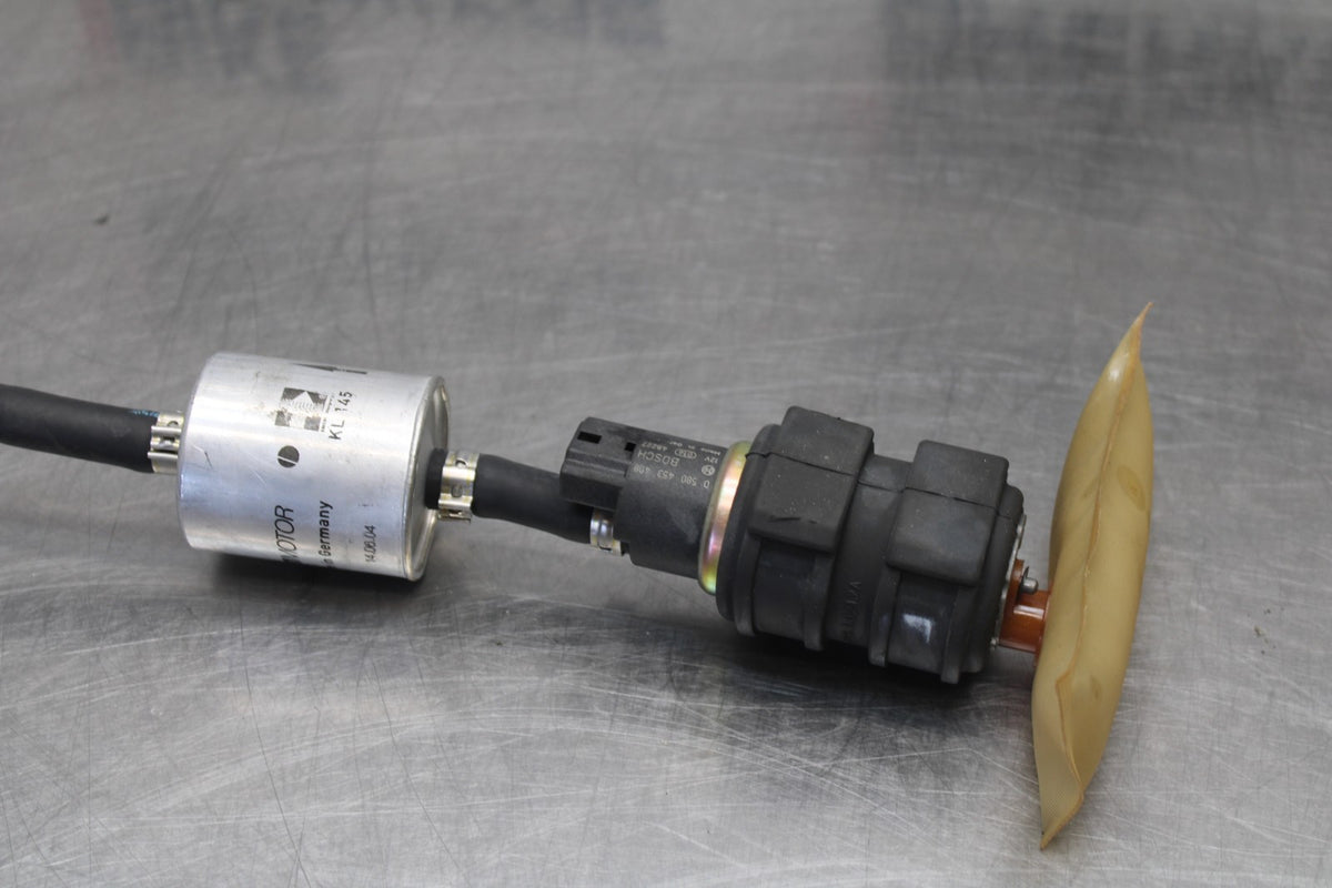 05 DUCATI SUPERSPORT 800 FUEL PUMP GAS PETROL SENDER UNIT BB913