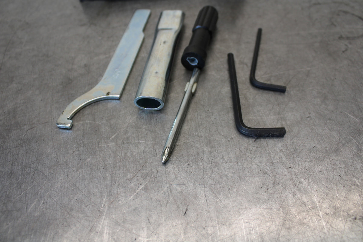 18-23 KAWASAKI NINJA 400 STOCK TOOLS OEM TOOL BAG KIT SET  BB679