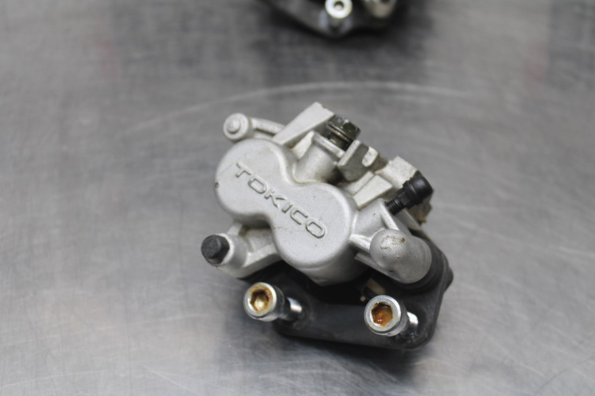 05-09 SUZUKI BOULEVARD C90 RIGHT LEFT FRONT BRAKE CALIPER SET PAIR BB791