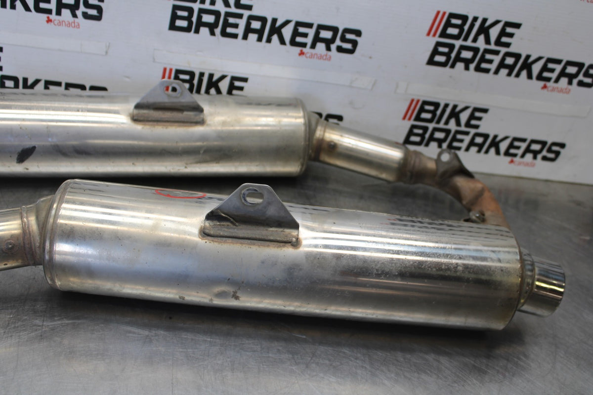98-05 HONDA SUPER HAWK 1000 VTR1000F EXHAUST MUFFLER SLIP ON SILENCER SET BB924