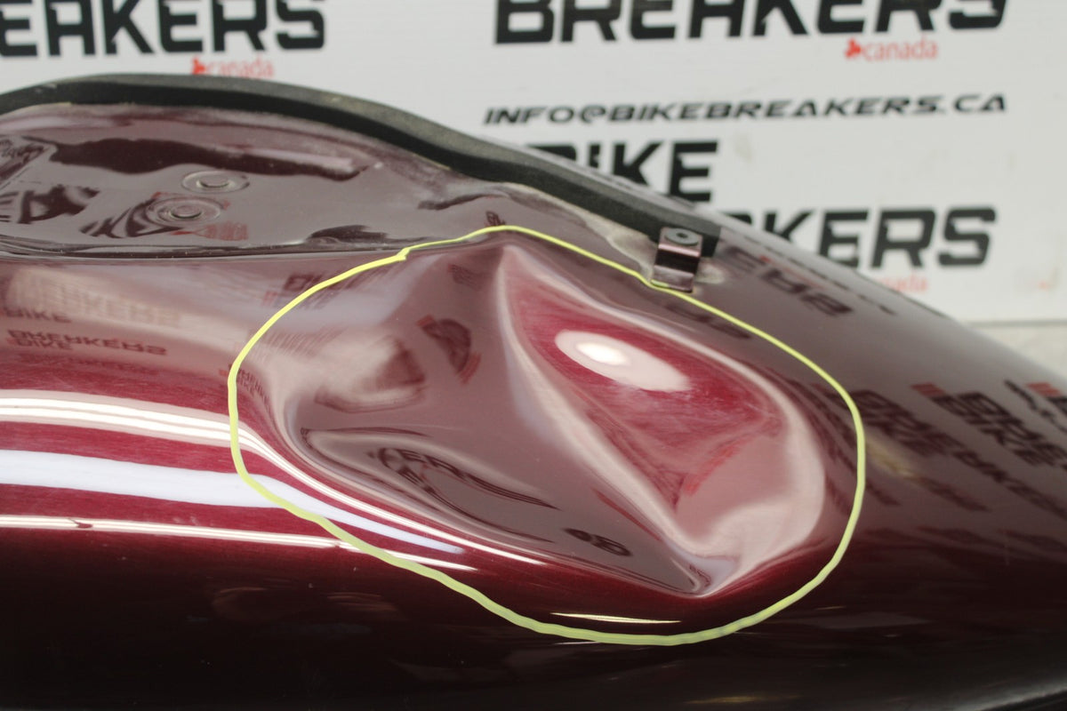 05-06 YAMAHA ROYAL STAR GAS TANK FUEL PETROL RESERVOIR BB697