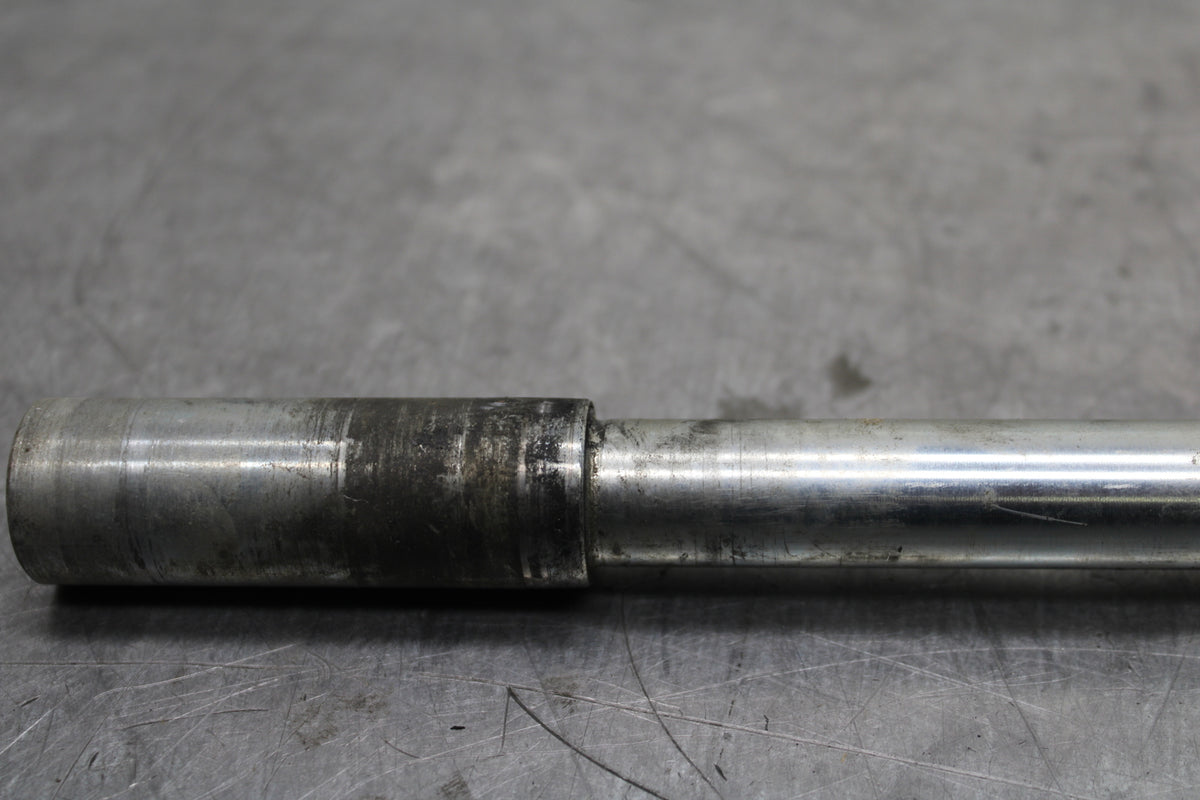 03 SUZUKI SV650S FRONT WHEEL RIM AXLE PIVOT BOLT BB130