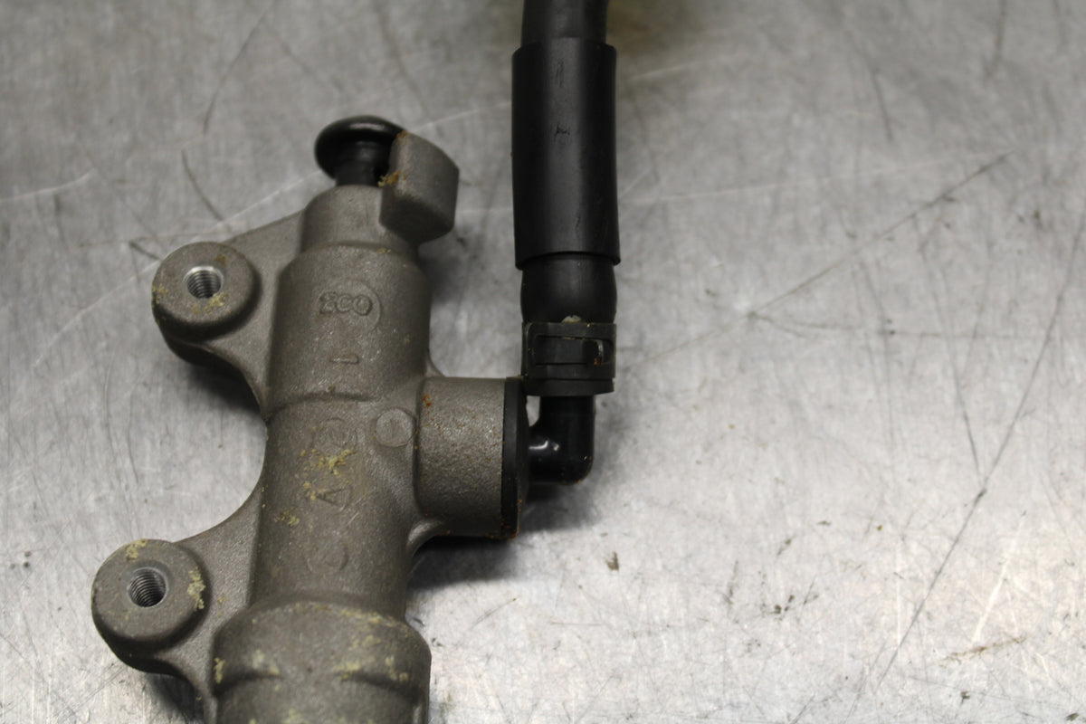 08-16 YAMAHA YZF R6 REAR BACK BRAKE MASTER CYLINDER W RESERVOIR BB127