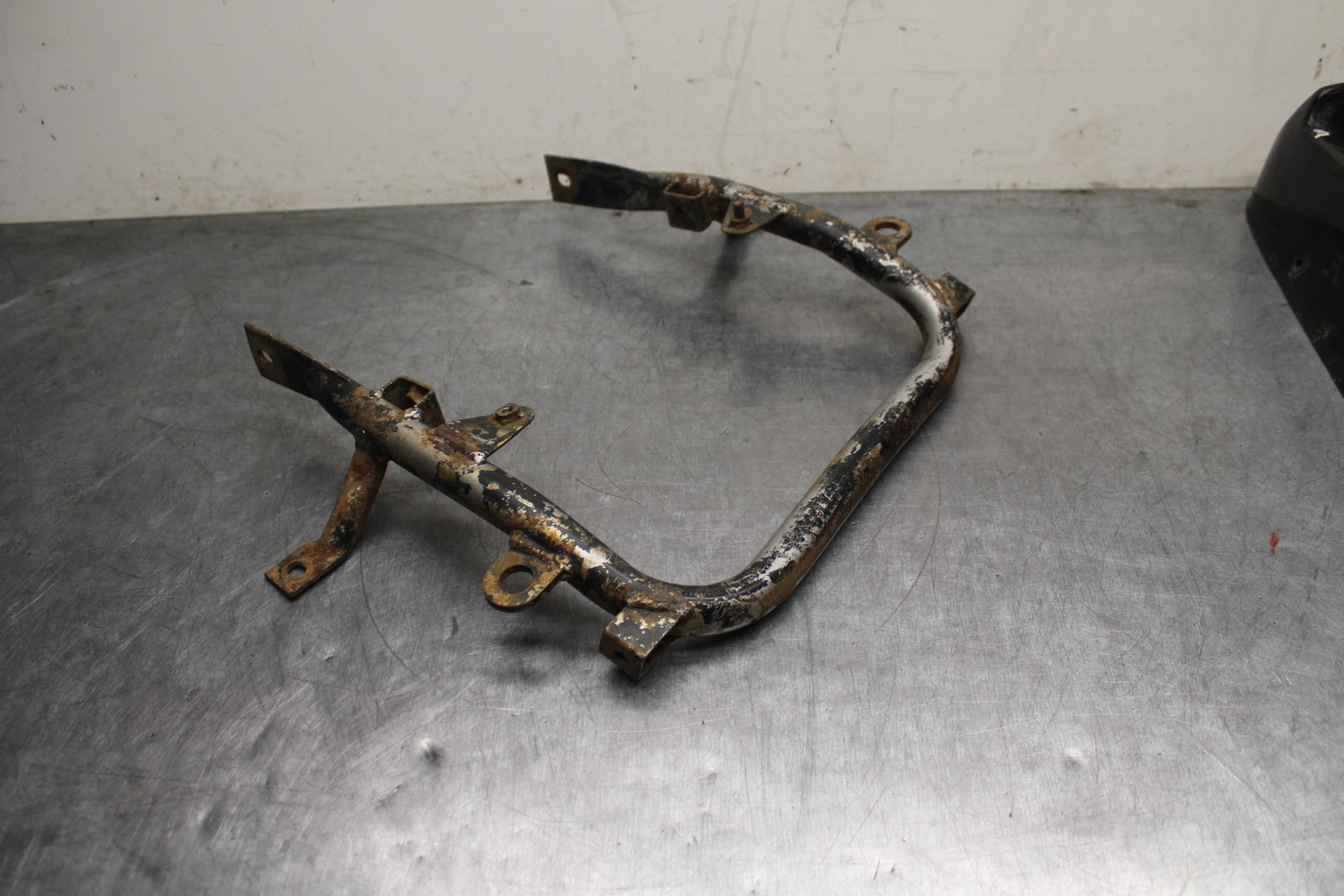 02-06 YAMAHA BANSHEE 350 REAR BACK BUMPER GRAB BAR BB126