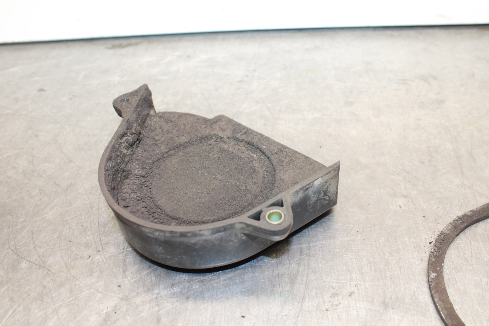 95-98 HONDA CBR600F3 ENGINE SPROCKET COVER BB122