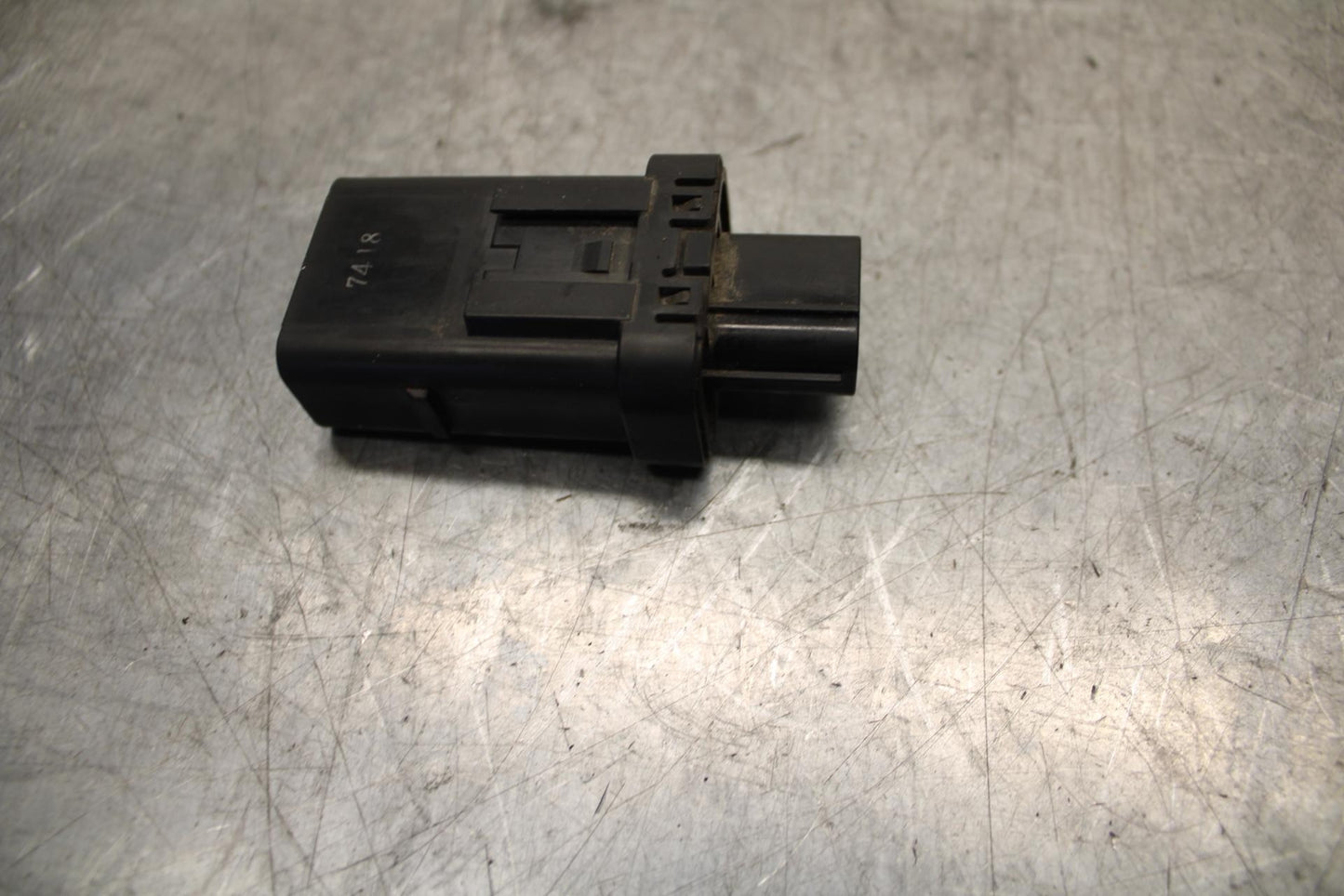 17 HONDA CRF1000LD AFRICA TWIN HEATED GRIP  RELAY SWITCH BB97