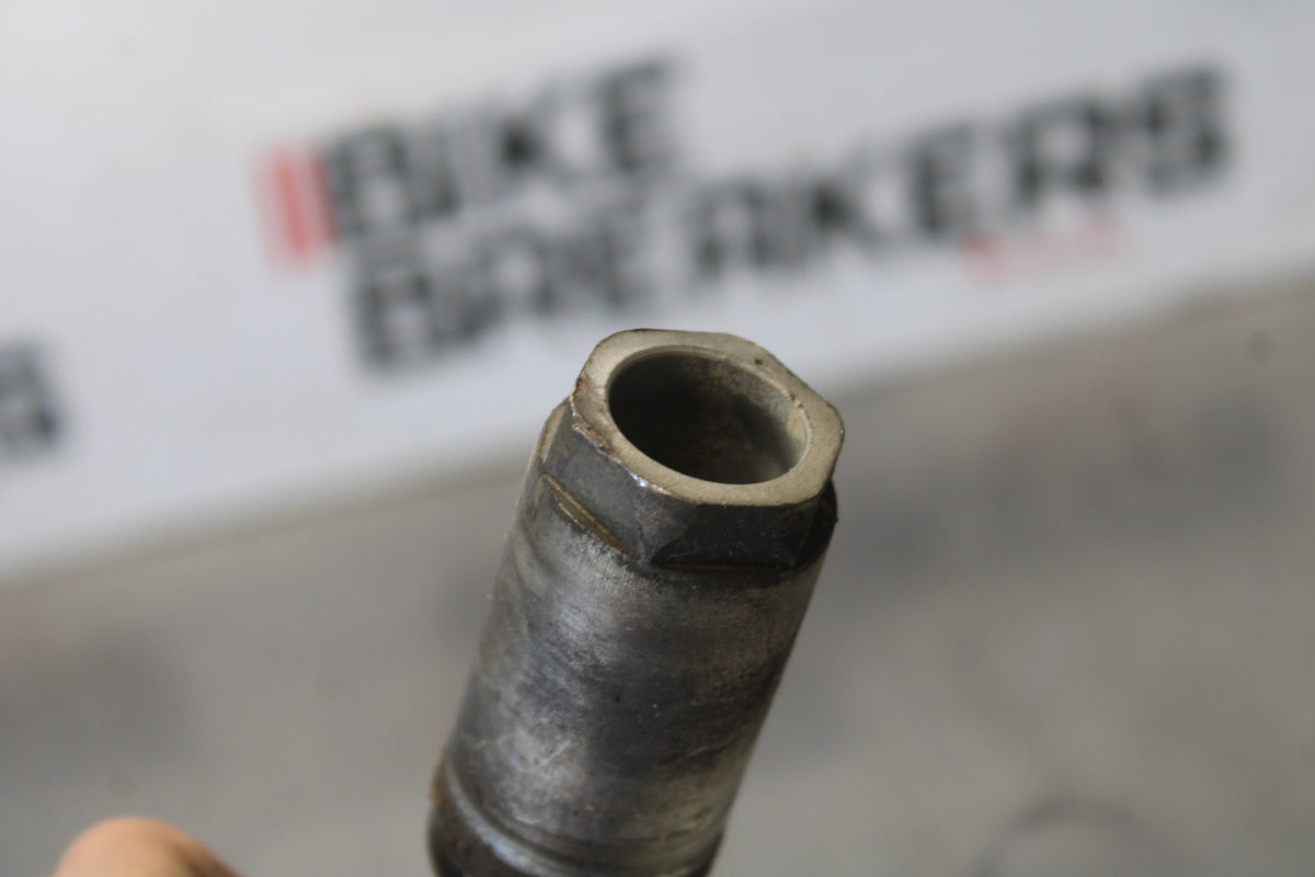 97-00 SUZUKI GSXR600 SRAD FRONT WHEEL RIM AXLE PIVOT BOLT BB921
